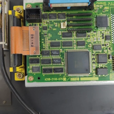 Панель управления FANUC A05B-2452-C102