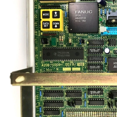 Контроллер FANUC A20B-1003-0010